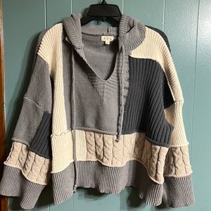 NWOT. POL cropped baggy color blocked sweater
